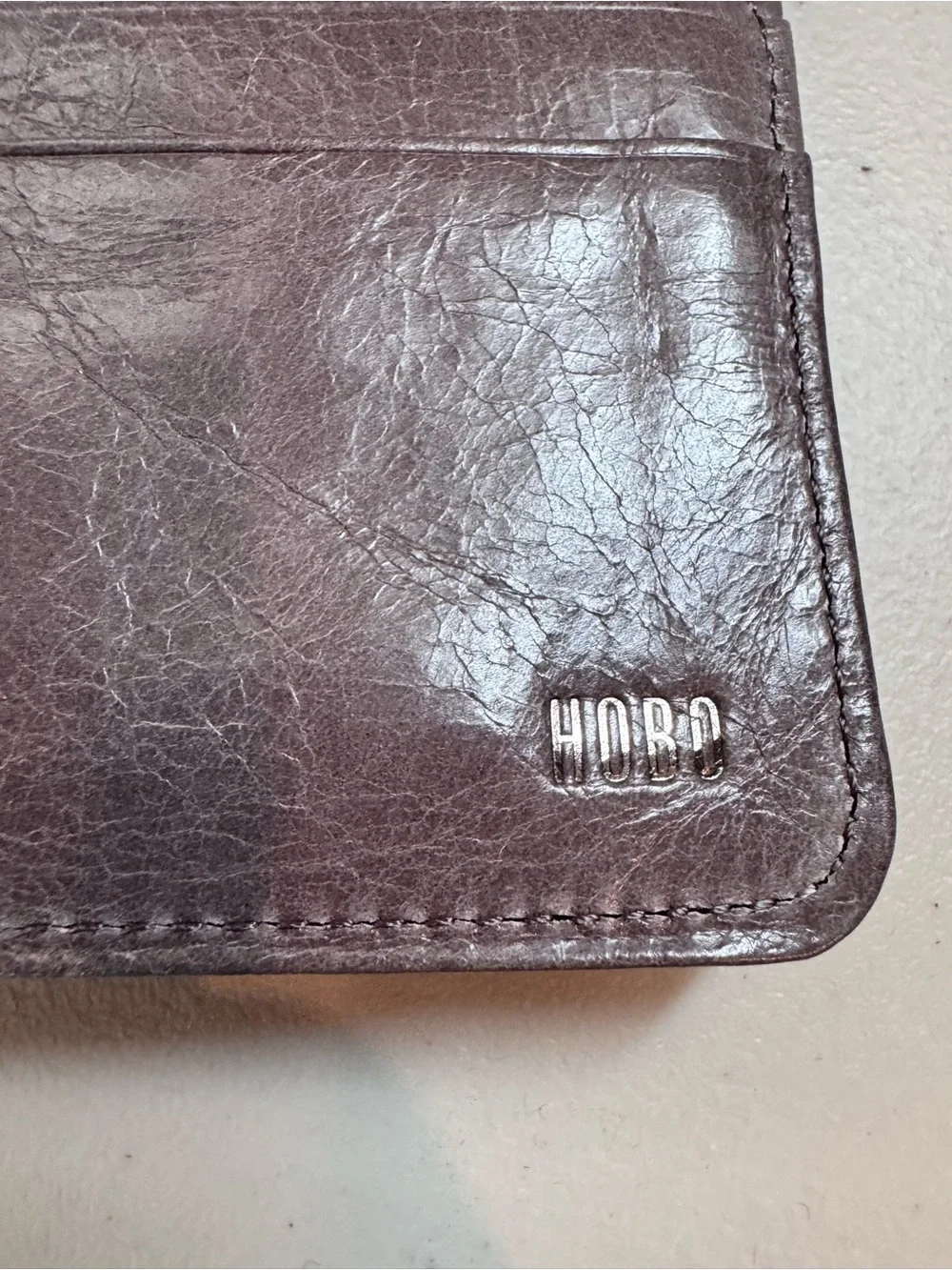 HOBO Kiss-Lock Clutch Wallet in Granite gray leather